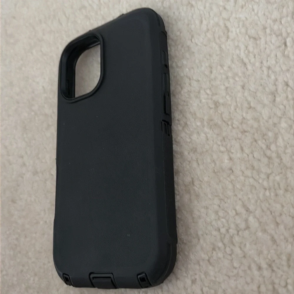 iPhone 17 Case